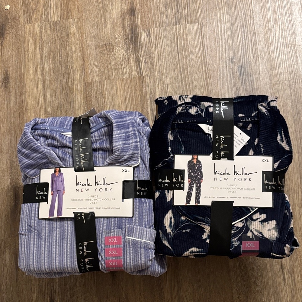 NIP Nicole Miller New York BLUE  and White Pajama Set. SET OF 2